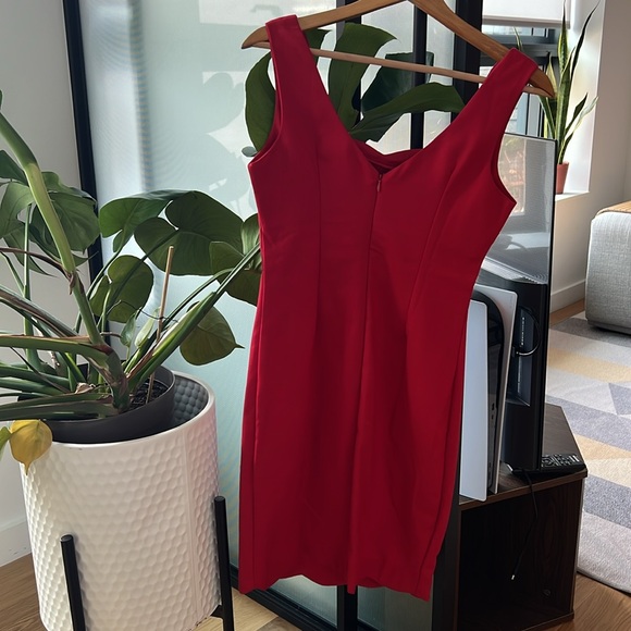 Red midi dress - Picture 2 of 2